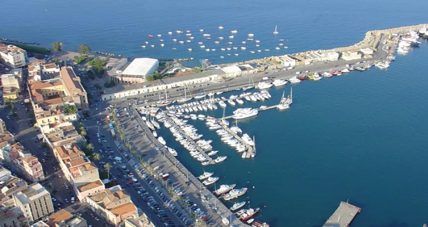 Марина Milazzo Marina (Portorosa)