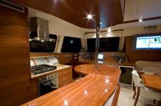 Sunreef 62,  4 кают(ы)