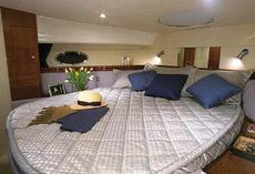Fairline Phantom 40,  2 кают(ы)