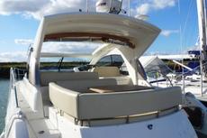 Prestige 38 S,  2 кают(ы)