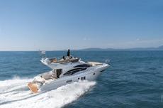 Azimut 42 Fly,  2 кают(ы)