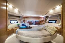 Azimut 42 Fly,  2 кают(ы)