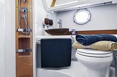 Azimut 42 Fly,  2 кают(ы)
