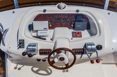 Fairline Squadron 65,  5 кают(ы), 1992 г. выпуска 