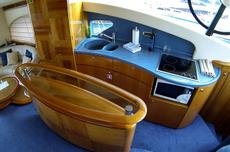 Azimut 55,  3 кают(ы), 2001 г. выпуска 