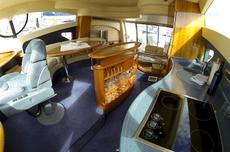 Azimut 55,  3 кают(ы), 2001 г. выпуска 