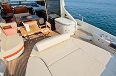 Azimut 62 S,  4 кают(ы), 2009 г. выпуска 