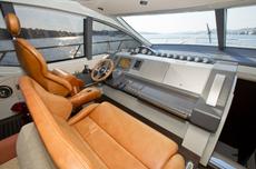 Azimut 62 S,  4 кают(ы), 2009 г. выпуска 
