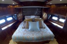 Elegance 70,  3 кают(ы), 2007 г. выпуска 