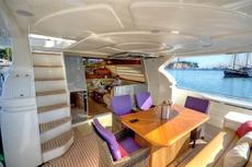 Ferretti 680,  3 кают(ы), 2004 г. выпуска 