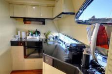 Ferretti 680,  3 кают(ы), 2004 г. выпуска 