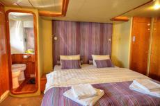 Ferretti 680,  3 кают(ы), 2004 г. выпуска 