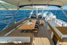 Fairline Squadron 78,  5 кают(ы), 2013 г. выпуска 