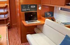 Bavaria 36 Cruiser,  3 кают(ы), 2011 г. выпуска 