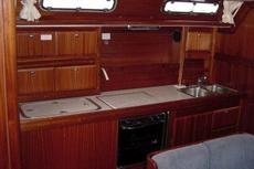 Bavaria 42 Match,  3 кают(ы)