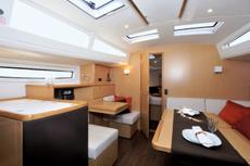 Bavaria 42 Vision,  2 кают(ы)