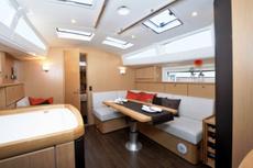 Bavaria 42 Vision,  2 кают(ы)