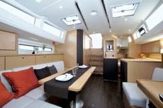 Bavaria 42 Vision,  2 кают(ы)