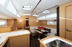 Bavaria 42 Vision,  2 кают(ы)