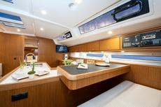 Bavaria 56 Cruiser,  4 / 5 / 6 кают(ы)