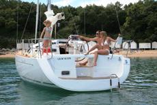 Beneteau Oceanis 37,  2 / 3 кают(ы)