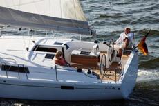 Hanse 385,  3 кают(ы)