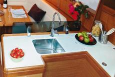Sun Odyssey 42i,  2 / 3 кают(ы)