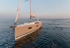 Beneteau Oceanis 38,  3 кают(ы), 2014 г. выпуска 