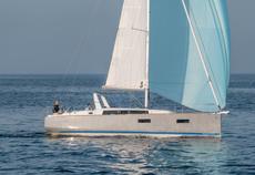 Beneteau Oceanis 38,  3 кают(ы), 2014 г. выпуска 