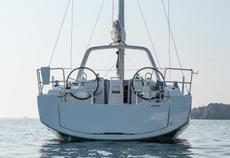 Beneteau Oceanis 38,  3 кают(ы), 2014 г. выпуска 