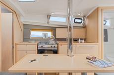 Beneteau Oceanis 35,  2 / 3 кают(ы)